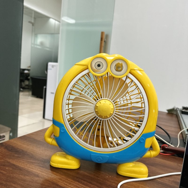 Bán quạt Minion siêu mát