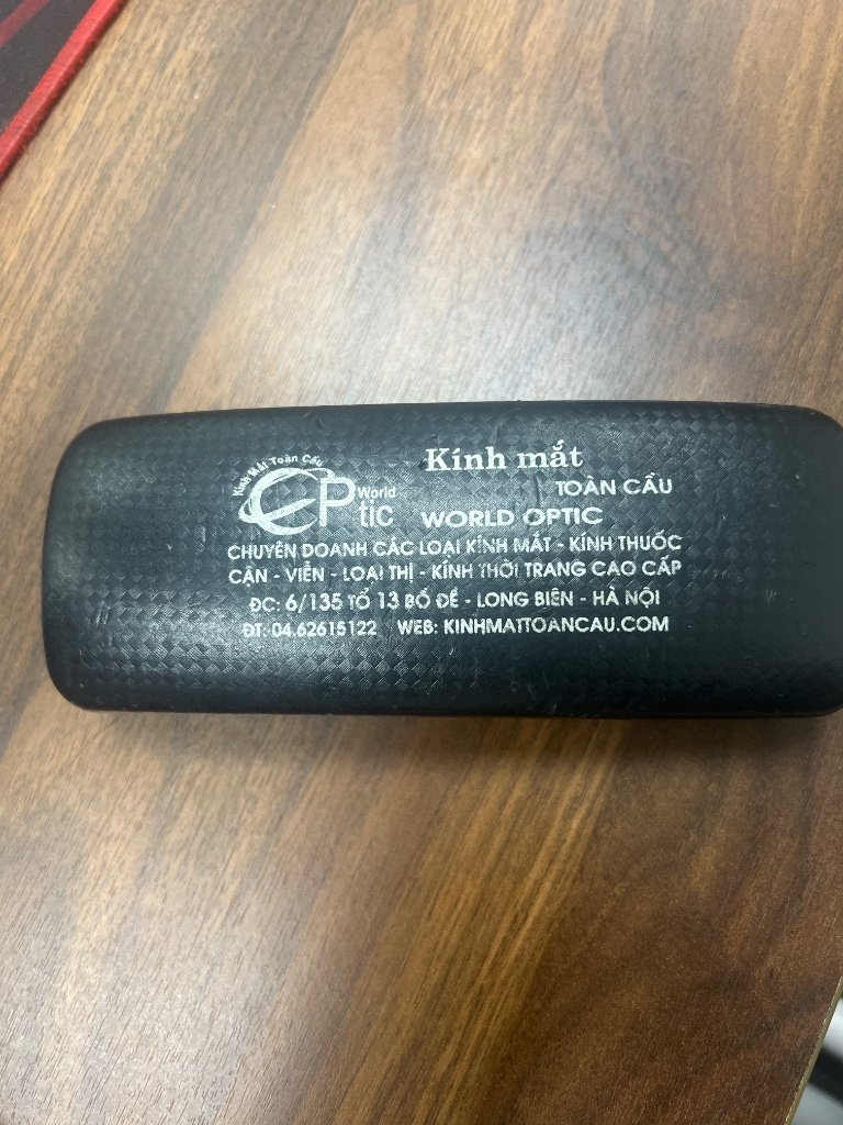 Hộp đựng kính mắt World Optic