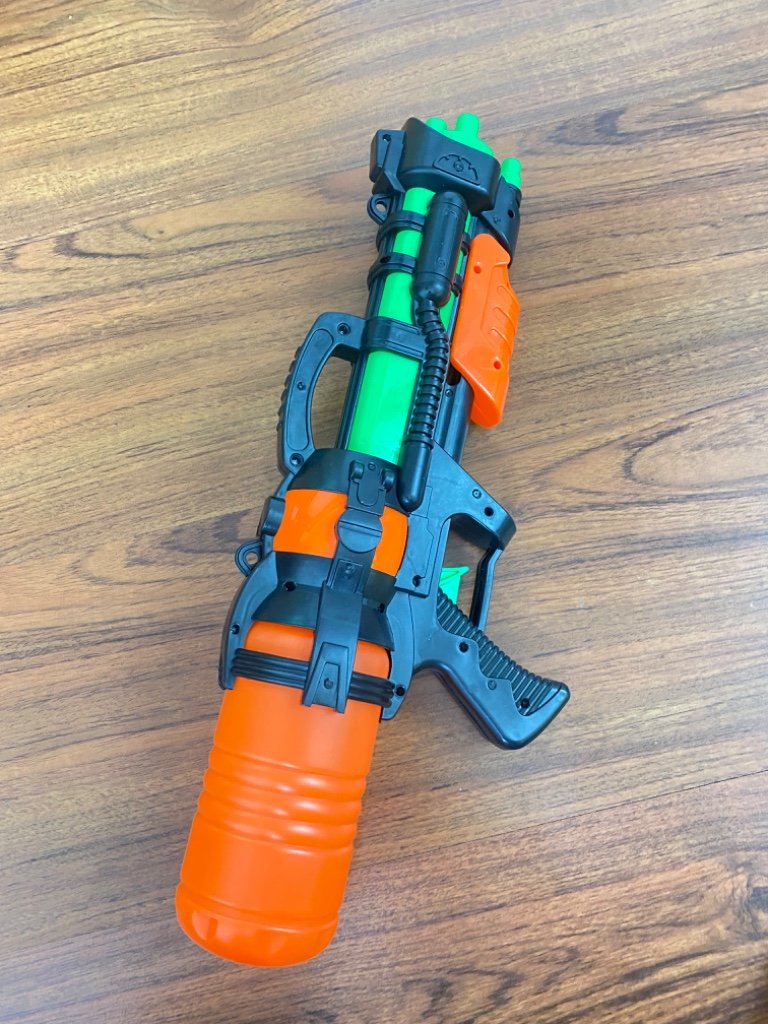 Đồ chơi trẻ em các loại - Súng nước