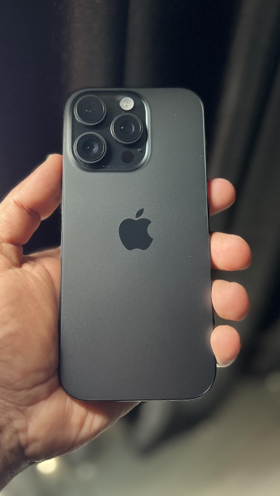 iPhone 16 Pro 128GB đen VN/A sạc ít, còn bảo hành