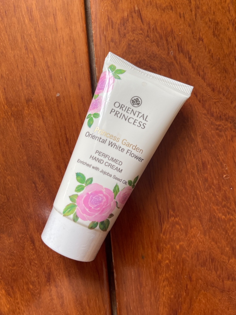 Kem dưỡng da tay Oriental Princess - Mùi hương hoa hồng dịu nhẹ