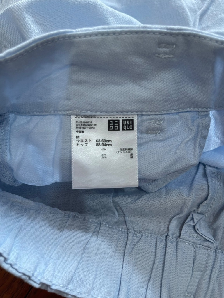 Quần short Uniqlo kẻ caro xanh size M