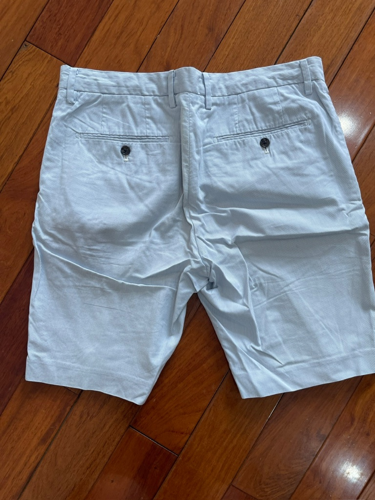 Quần short kaki Uniqlo trắng size M