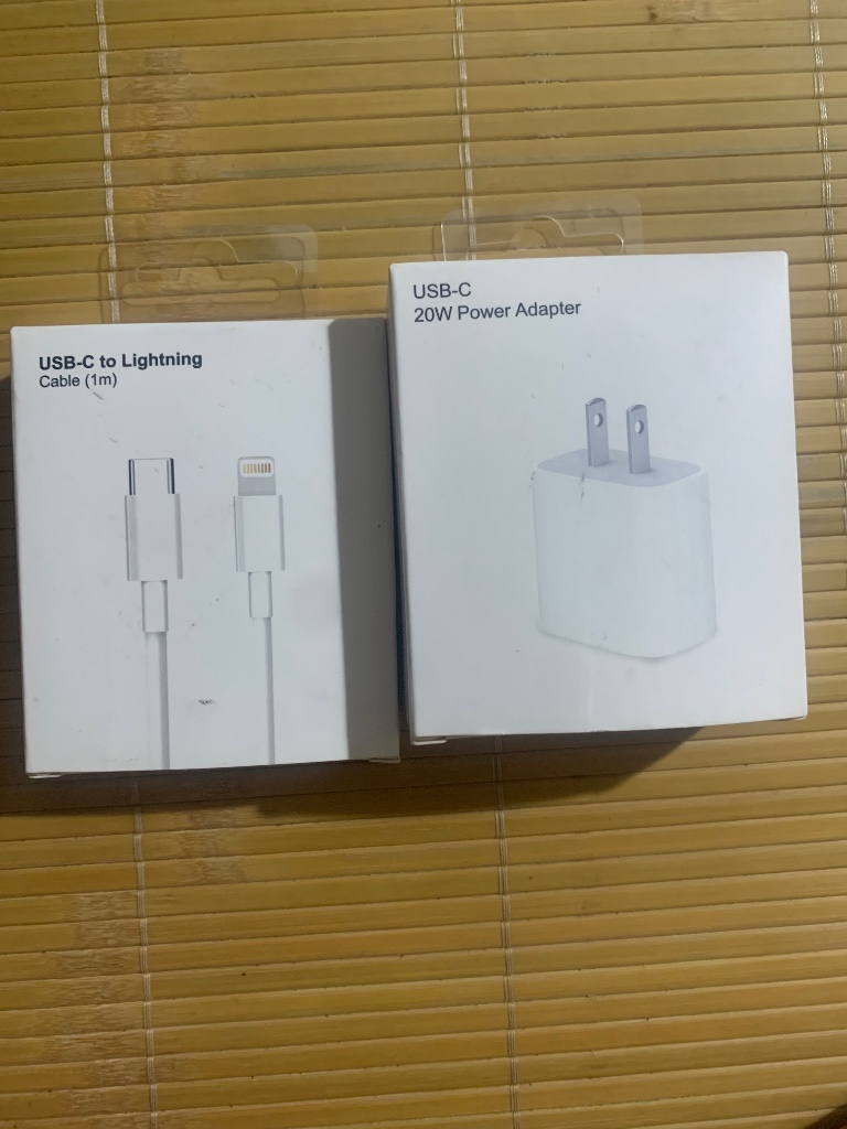 1 bộ sạc nhanh dành cho iphone sạc 20W dây dài 1m rất chắc chắn ...