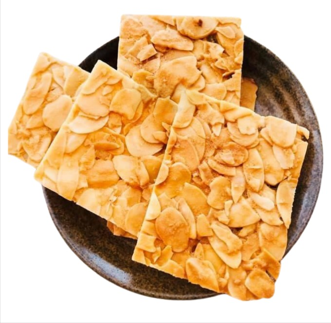 Bánh hạnh nhân giòn tan, thơm ngon