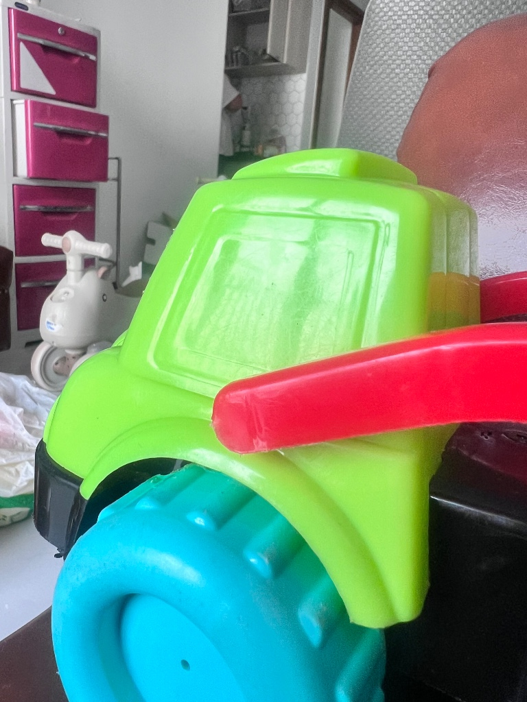 Xe đồ chơi cho bé - Xe tải nhựa