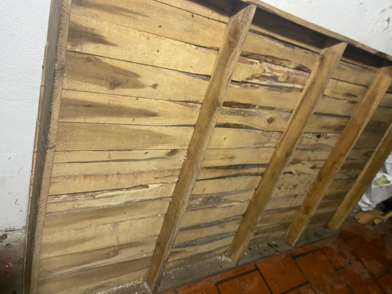 Thanh lý tấm gỗ pallet cũ