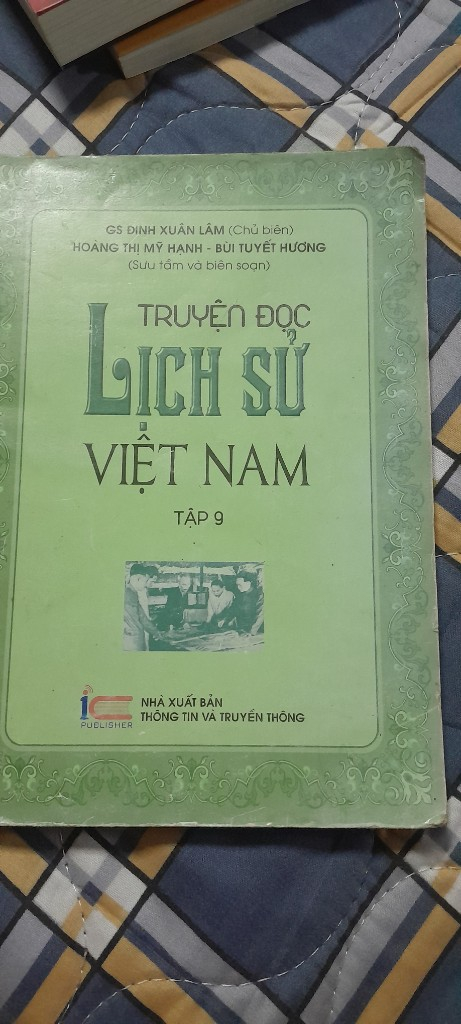 Truyện Đọc Lịch Sử Việt Nam - Tập 9