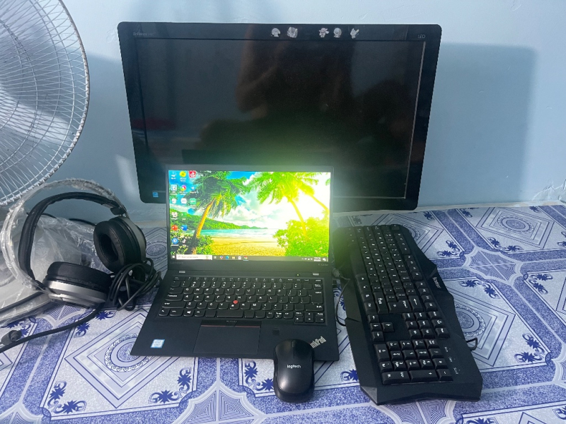 Combo Laptop, Màn Hình, Bàn Phím và Tai Nghe - Giá tốt!