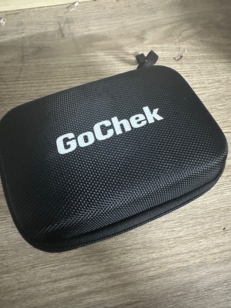 Mic Gochek ultra Plus 2 mic kèm hộp sạc - chính hãng likenew 98% mới mua 3 tháng trước