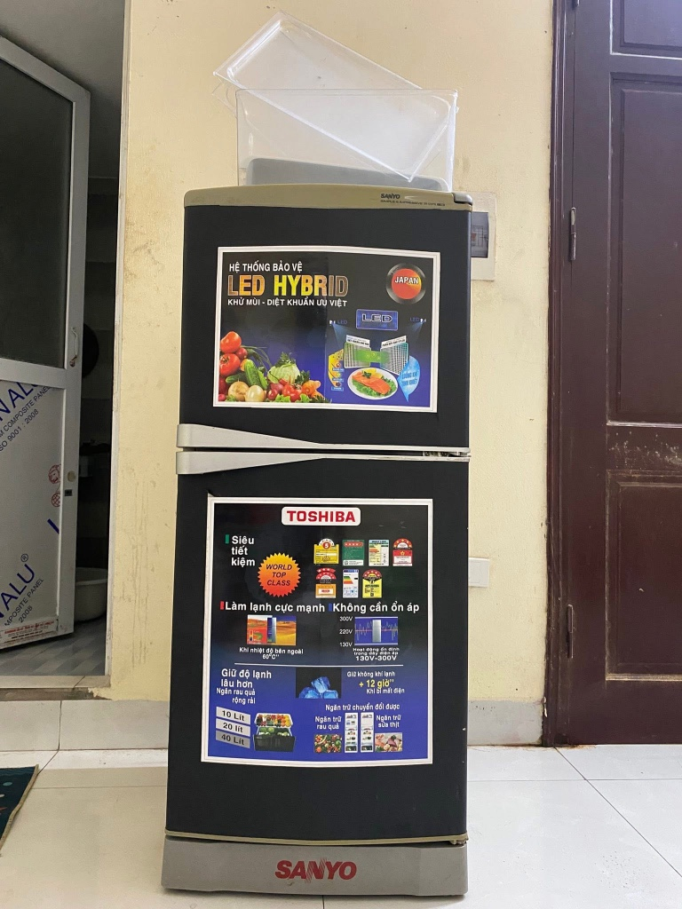 mình chuyển trọ nên cần pass tủ 130l, thanh lý giá rẻ quan tâm ib