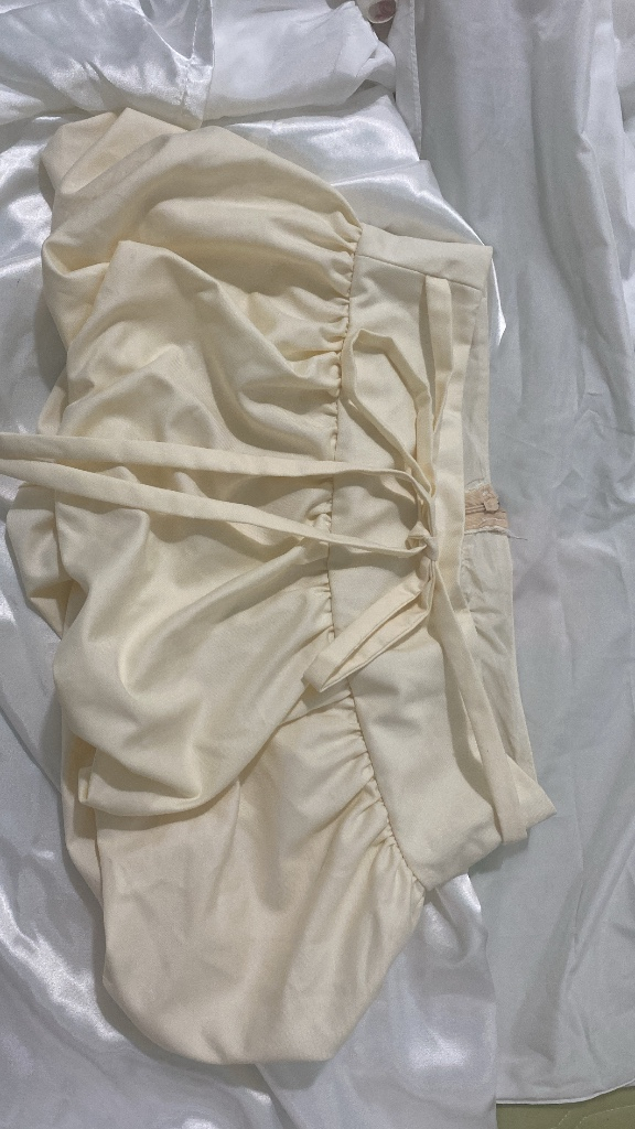 Chân váy bí nữ phong cách thoải mái