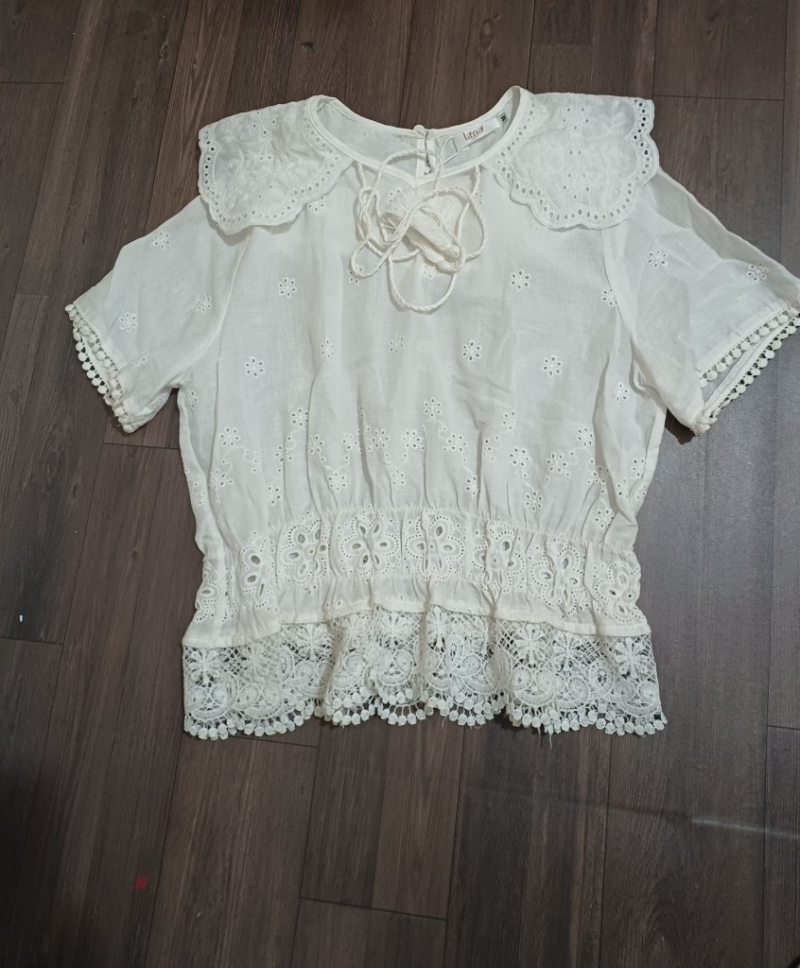 Áo sơ mi bé gái xinh xắn, mới đẹp