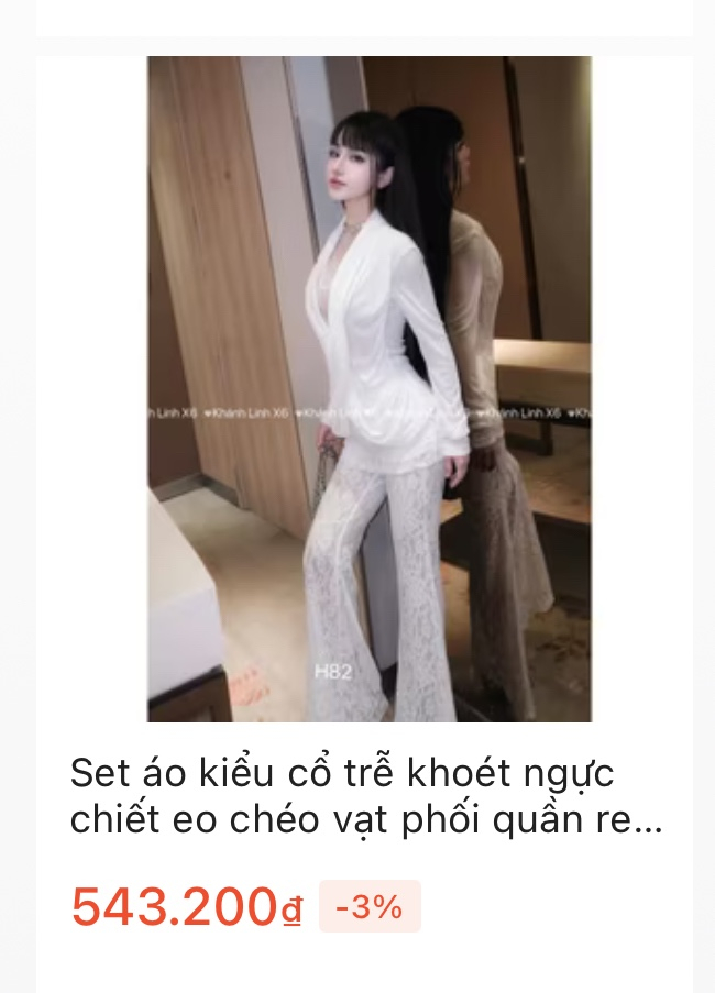 Bộ đồ ngủ, áo kiểu cổ trễ khoét ngực, quần lửng nữ