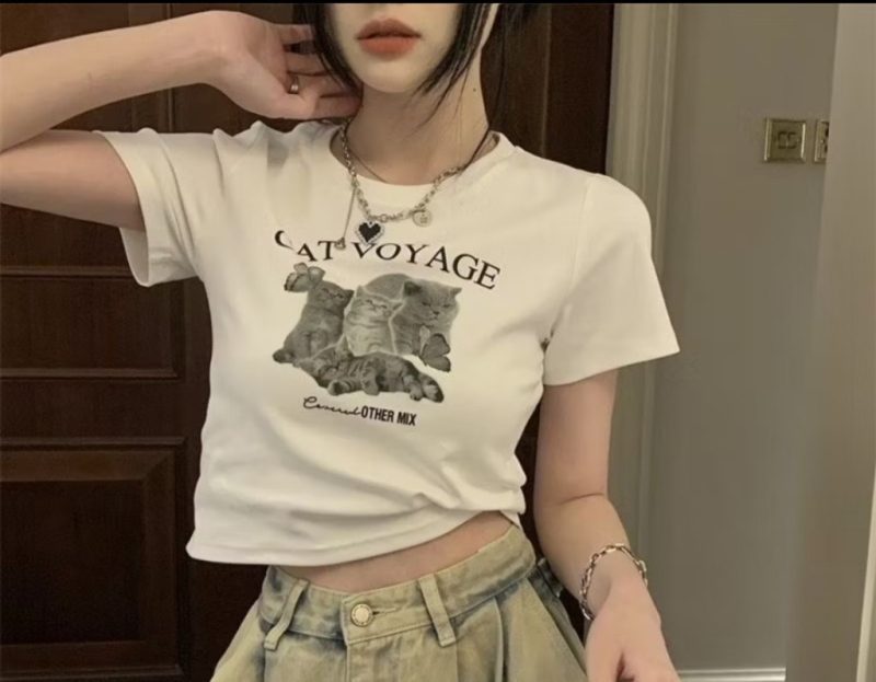 Áo thun nữ phong cách dễ thương