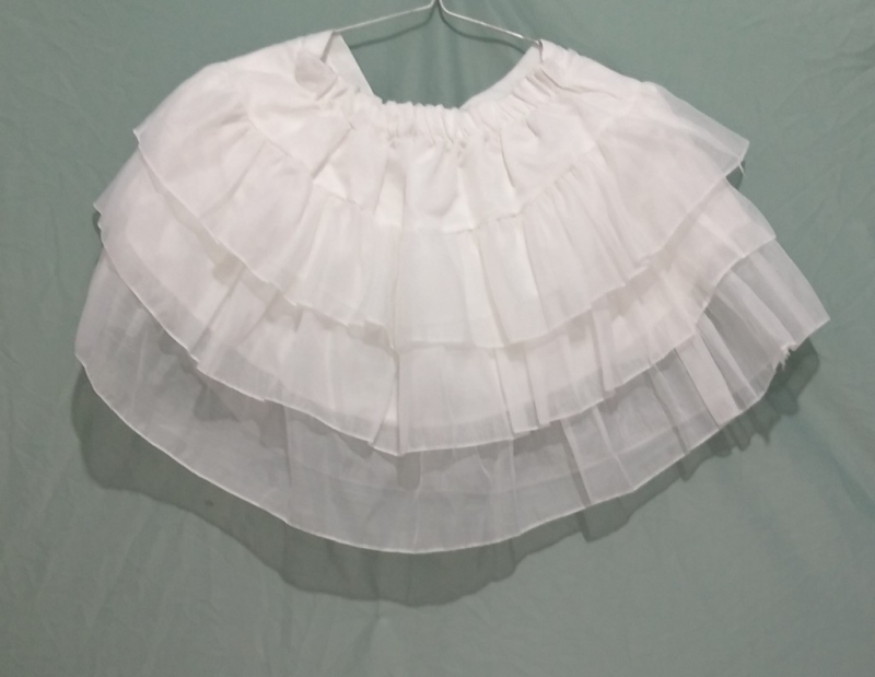 Thanh lý váy xếp tầng nữ xinh xắn, mới đẹp