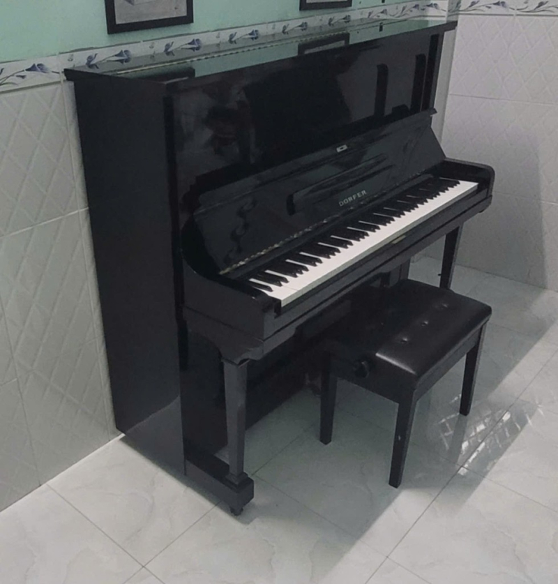 Đàn Piano cơ cũ