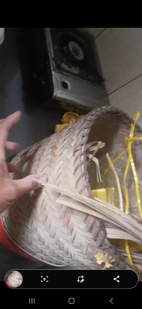 Nón lá truyền thống handmade, đẹp, bền, phù hợp trang trí hoặc dùng thực tế