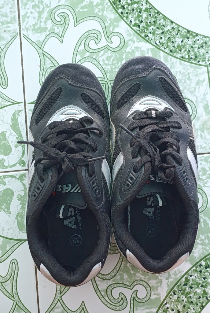 Giày Asian đen bạc size 38