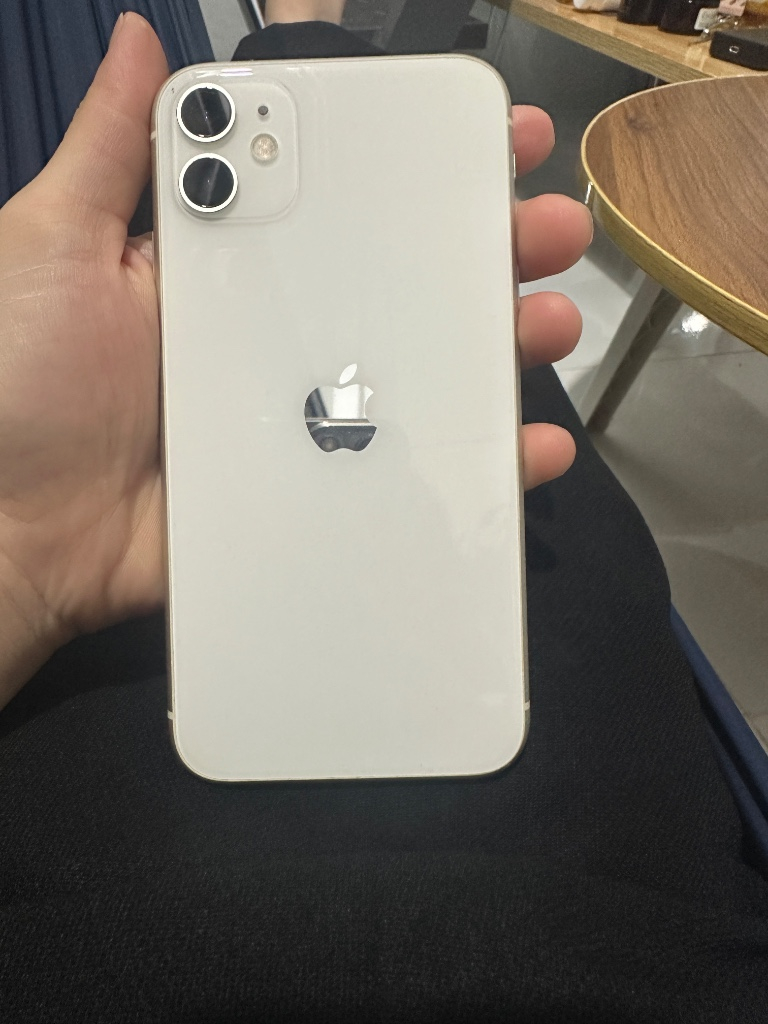 iPhone 11 thường Chính Hãng - Màu Trắng, Đẹp, Bảo Hành Nhanh