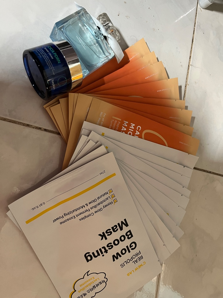 Pass mặt nạ - dưỡng ẩm - nước hoa