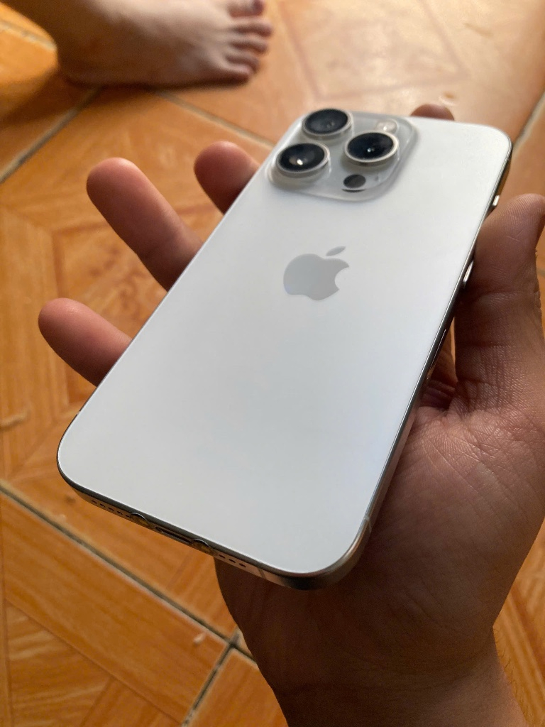 iPhone 15 Pro Chính Hãng - Màn Hình Mới, Pin Khoẻ