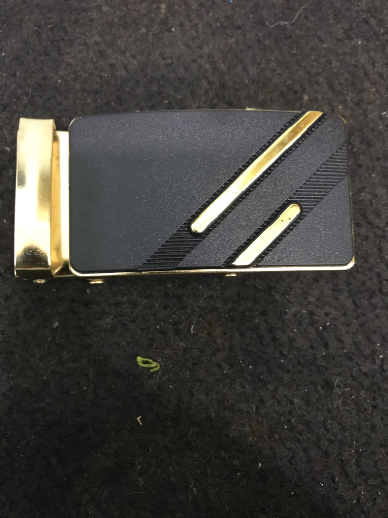 Mặt Dây Nịt kim loại mới