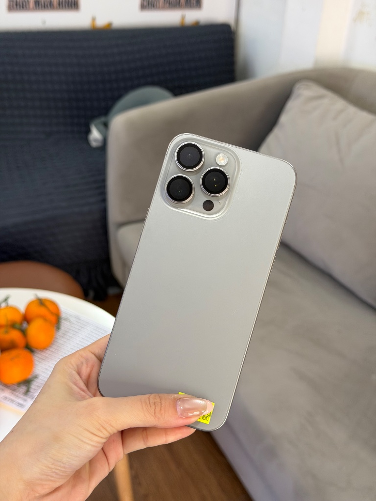 APPLE 15 PRO MAX TITAN TỰ NHIÊN VN/A 256GB 99%