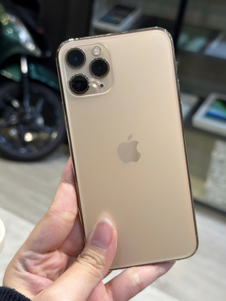 Apple iphone 11 Pro 64GB Gold Quốc Tế Mỹ Like New ZinAll 99%
