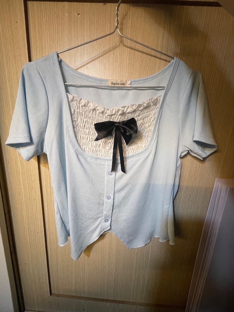 Áo thun nữ phong cách dễ thương, đẹp mắt