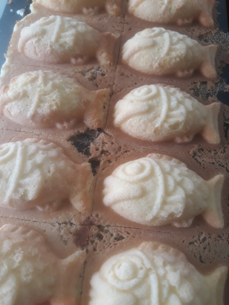 Bánh bông lan- Thơm ngon, hấp dẫn 1kg 100k