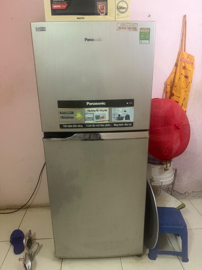 Tủ lạnh Panasonic còn tốt, dung tích lớn, phù hợp cho gia đình