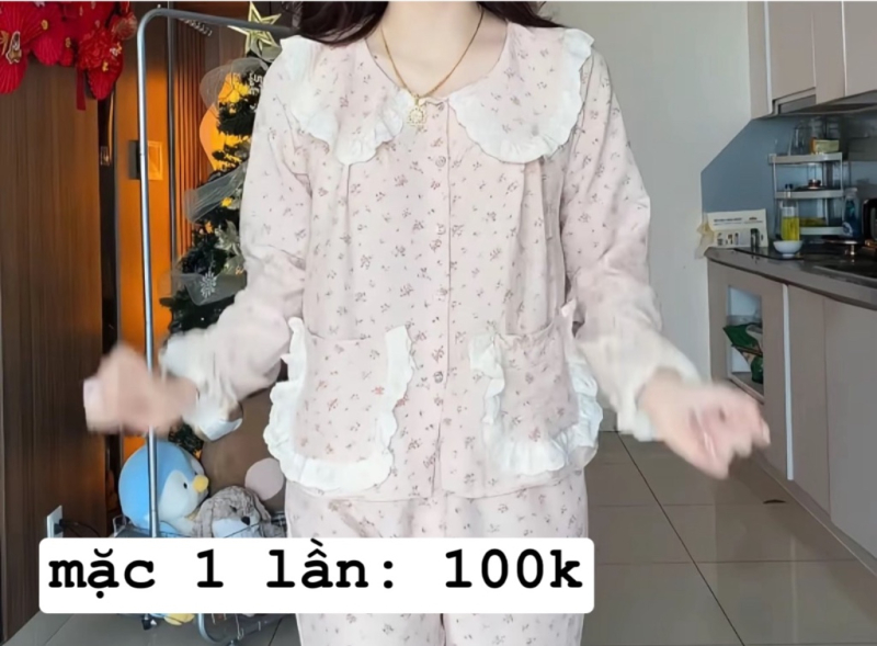 Đồ bộ mặc nhà nữ dễ thương, mới 1 lần sử dụng