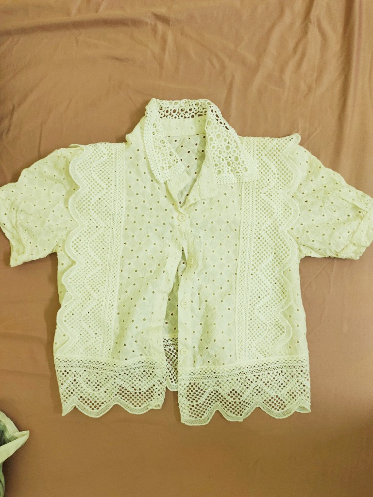 Áo sơ mi hoa tiết