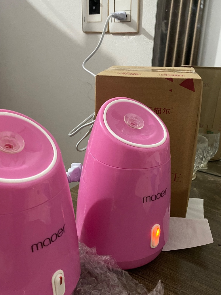 Máy xông hơi mặt MOFER màu hồng, mới dùng