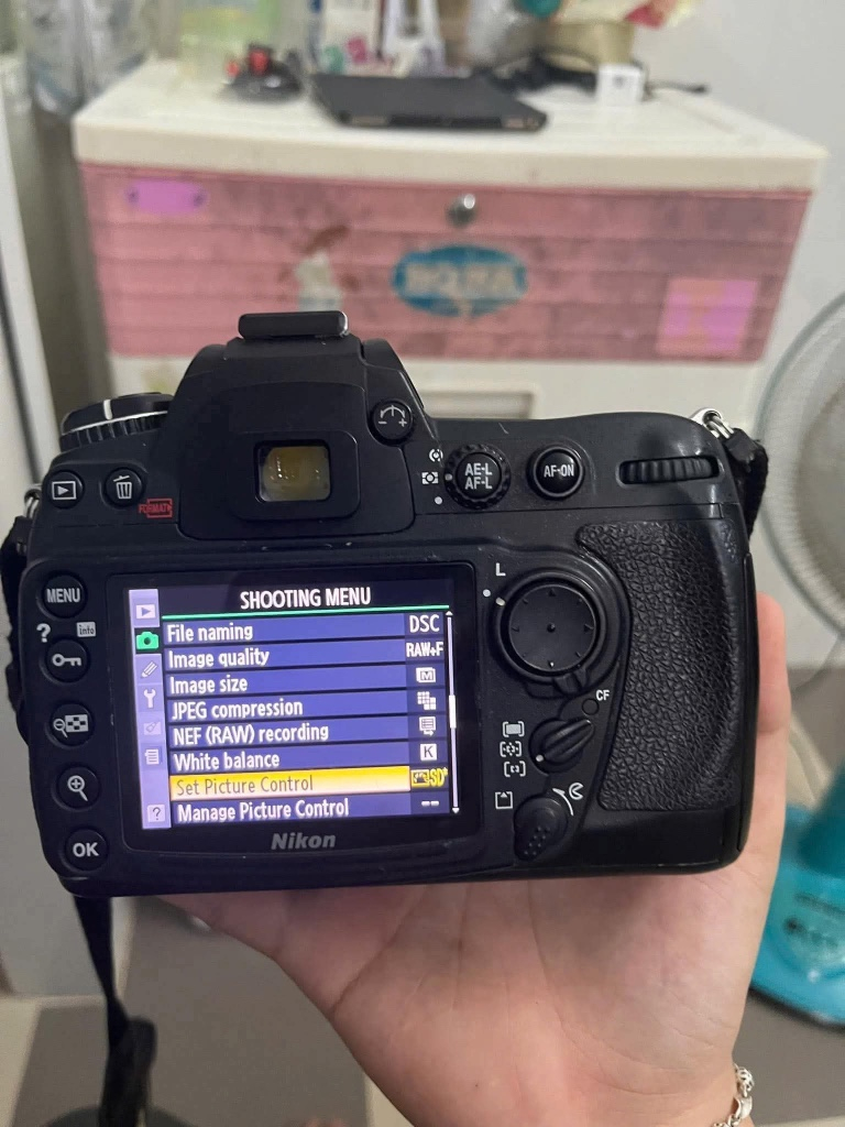 Bộ máy ảnh Nikon chuyên nghiệp, chất lượng