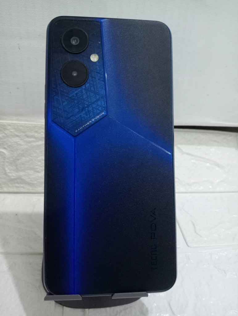 Bán đt tecno pova 4 pro -256gb
