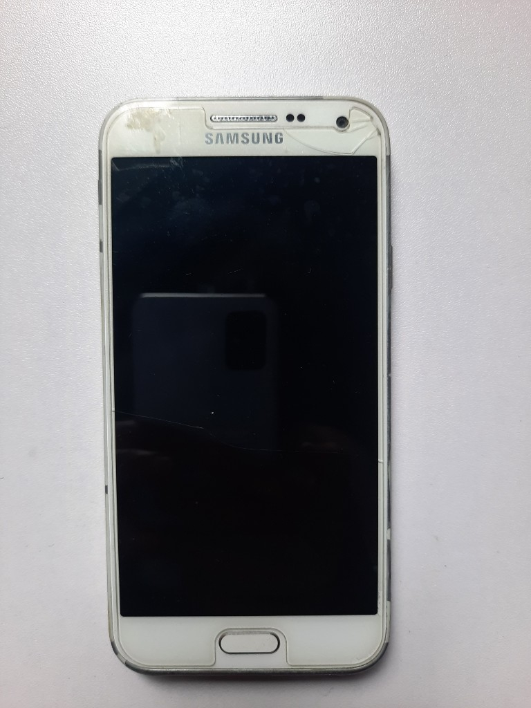 Xác Samsung Galaxy E5 màu trắng nguyên cây - Lấy linh kiện